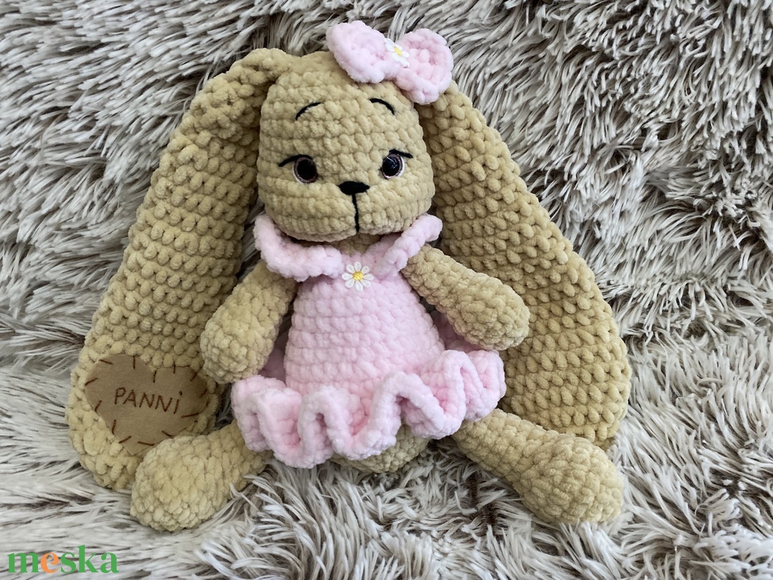 Dolly plüss horgolt balerina nyuszi, névreszóló  - játék & sport - plüssállat & játékfigura - nyuszi - Meska.hu
