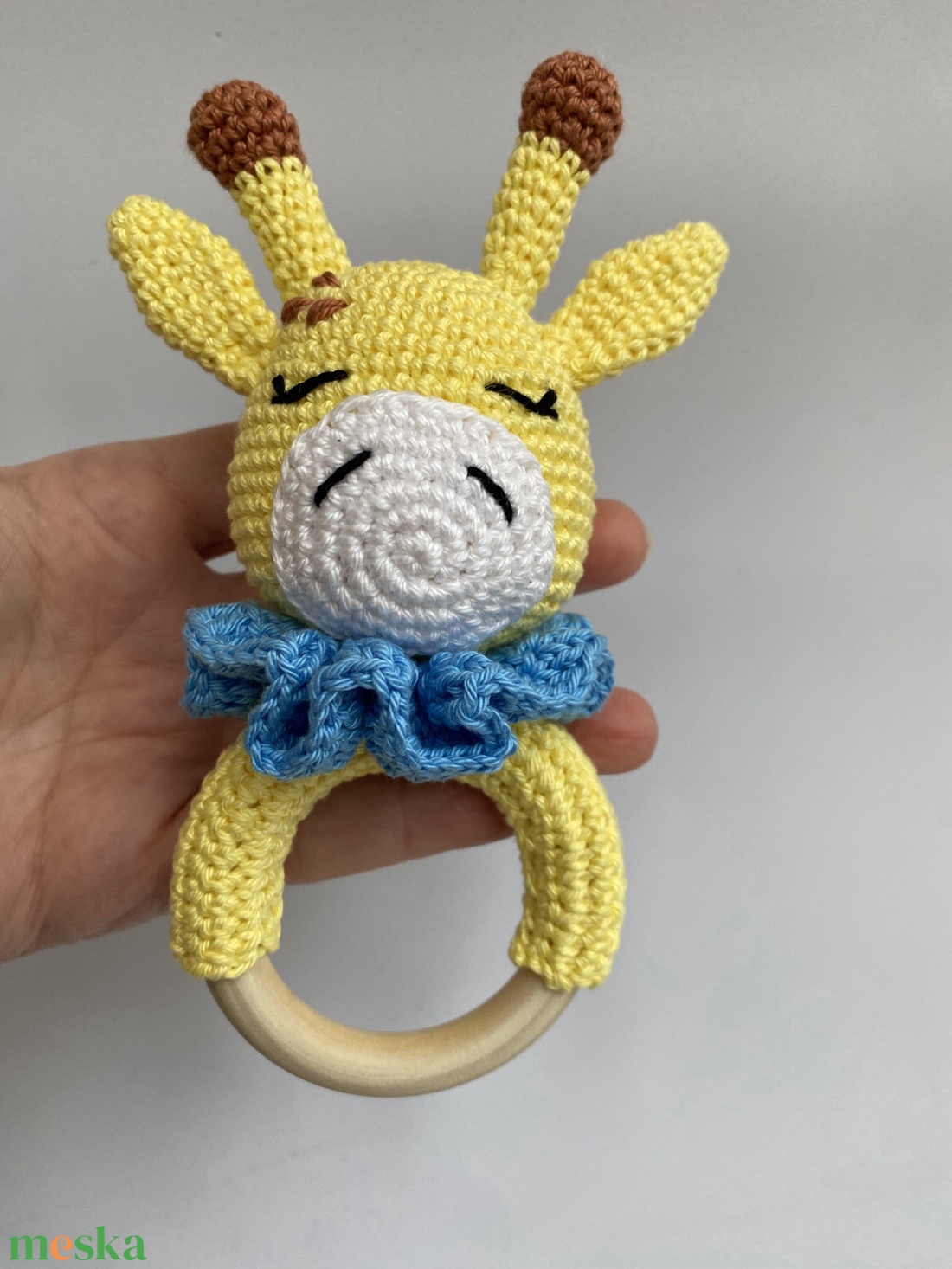 Horgolt zsiráf csörgő, rágóka - baba - mama - baba játékok - csörgő - Meska.hu