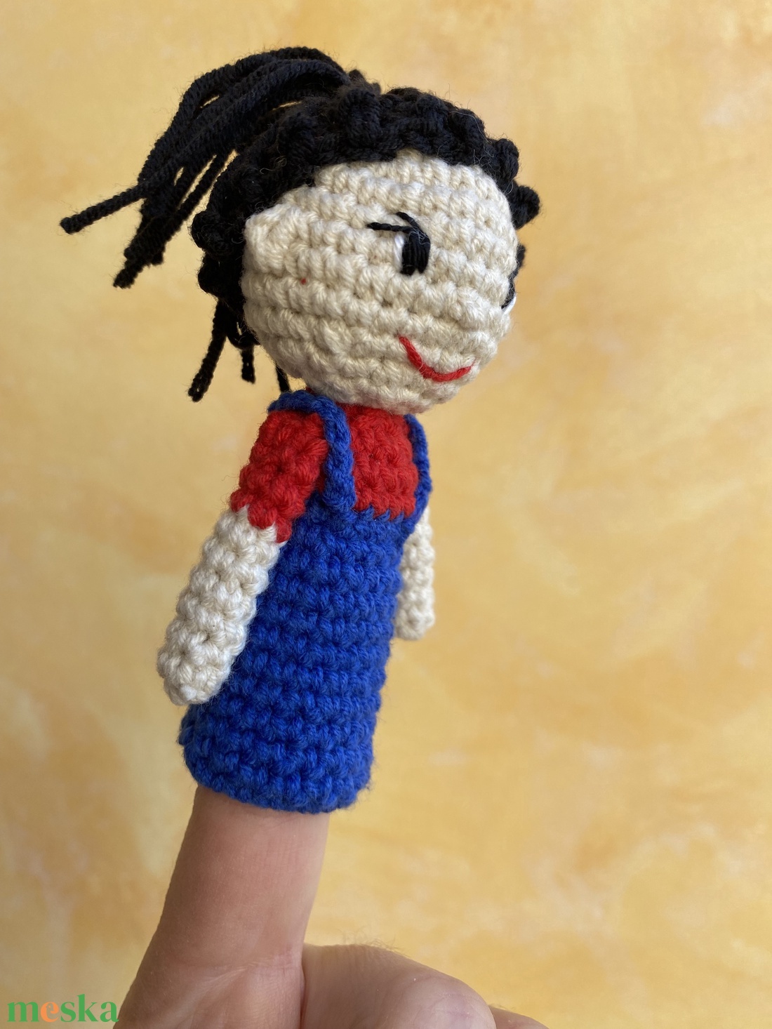 Kézzel horgolt Annipanni ujjbáb meséléshez - játék & sport - bábok - ujjbáb - Meska.hu