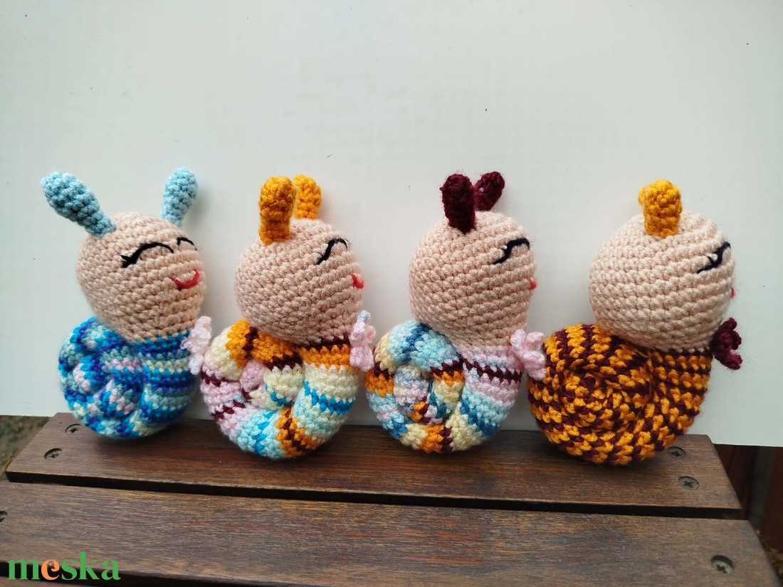  Amigurumi csigabiga - otthon & életmód - dekoráció - dísztárgy - Meska.hu