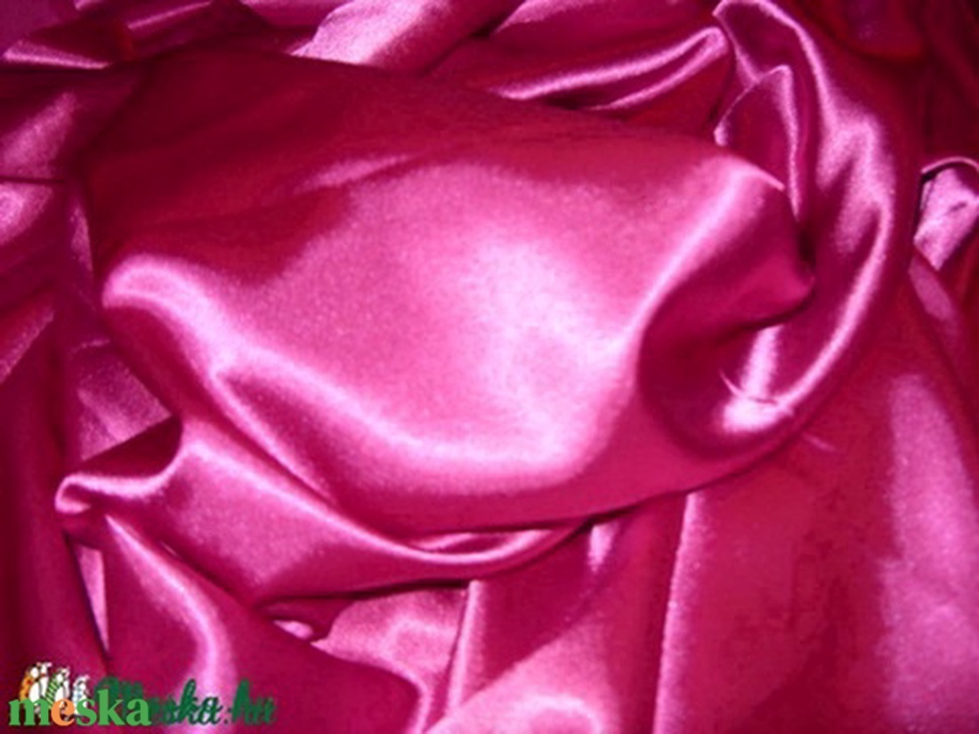 Dekoratív nagyon pink-erős ciklámen stretch szatén  150 cm széles - kellékek & szerszámok - méteráru - selyem - Meska.hu