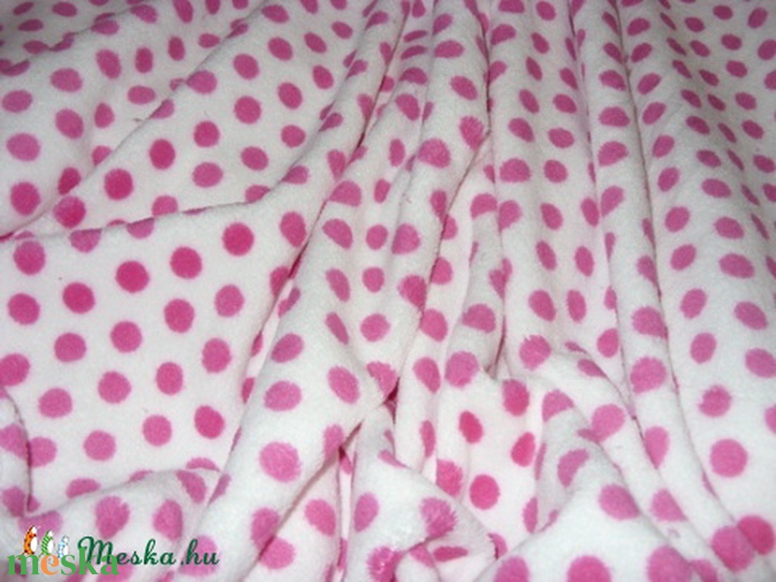 Finom pihe-puha meleg bébi-soft pöttyös 160 cm széles 1.990.- - kellékek & szerszámok - méteráru - bársony - Meska.hu