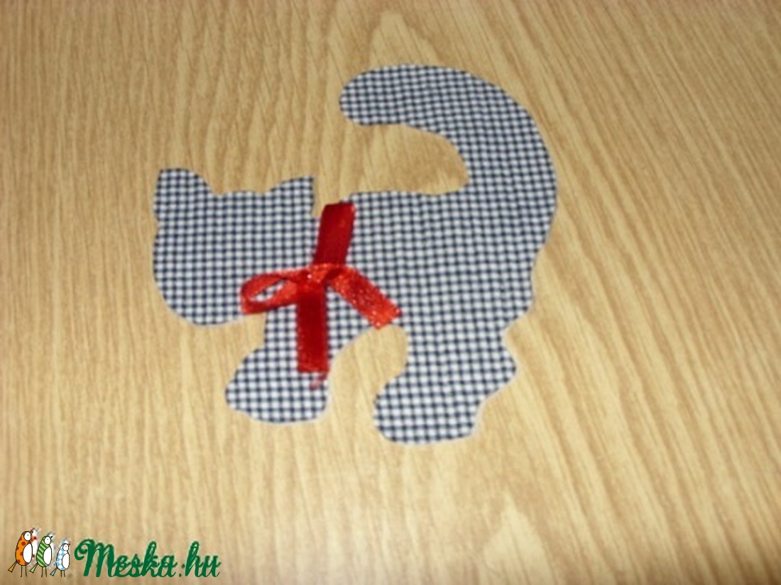 Textilmatrica - applikáció - vasalható - sok féle masnis cica-micák - többféle 250.-Ft - kellékek & szerszámok - méteráru - felvarrható, vasalható kellék - Meska.hu