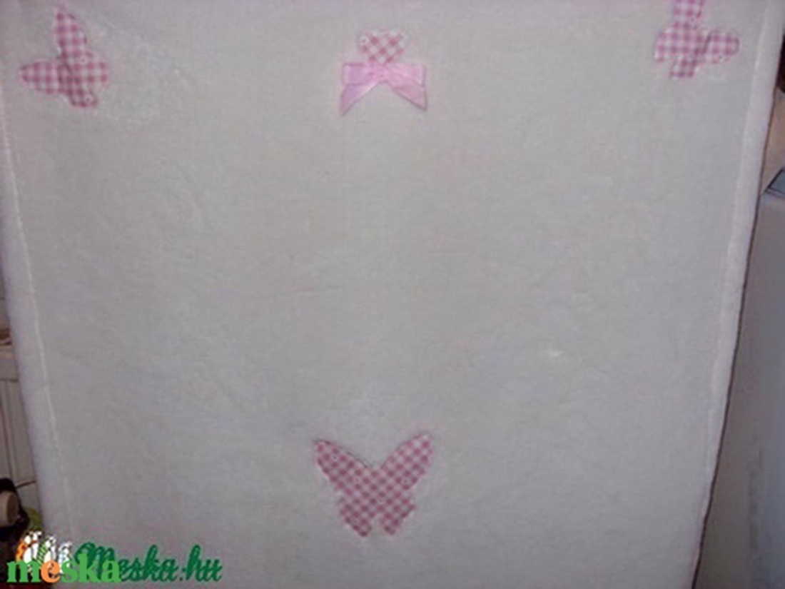 Szépséges lepkés ovis vagy baba takaró - 120 x 82 cm többféle és színben remdelhető - otthon & életmód - lakástextil - ágytakaró - Meska.hu