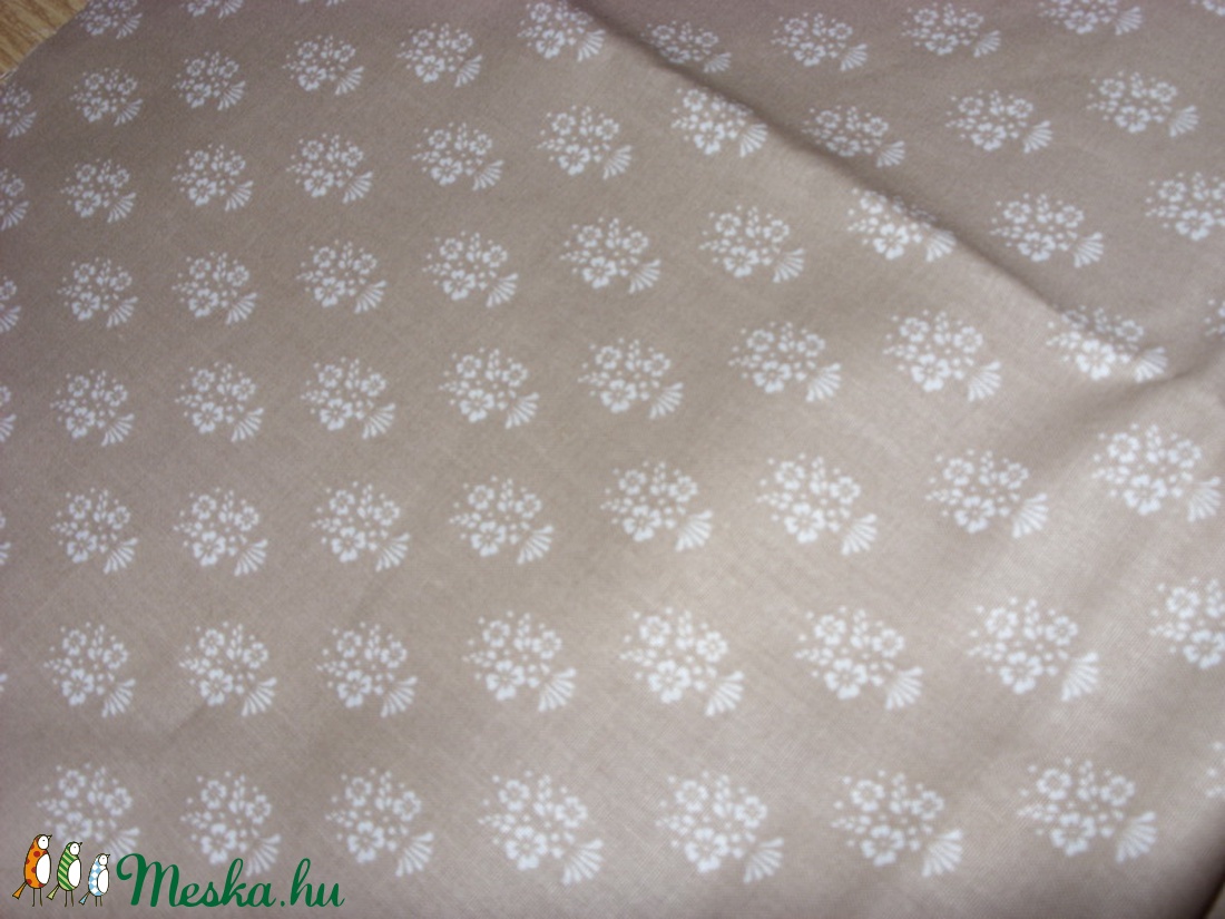 Bézs - drapp - natúr - több féle design textil 70 x 50 cm minőségi textil - kellékek & szerszámok - méteráru - pamut - Meska.hu Bézs - drapp - natúr - több féle design textil 70 x 50 cm minőségi textil - kellékek & szerszámok - méteráru - pamut - Meska.hu
