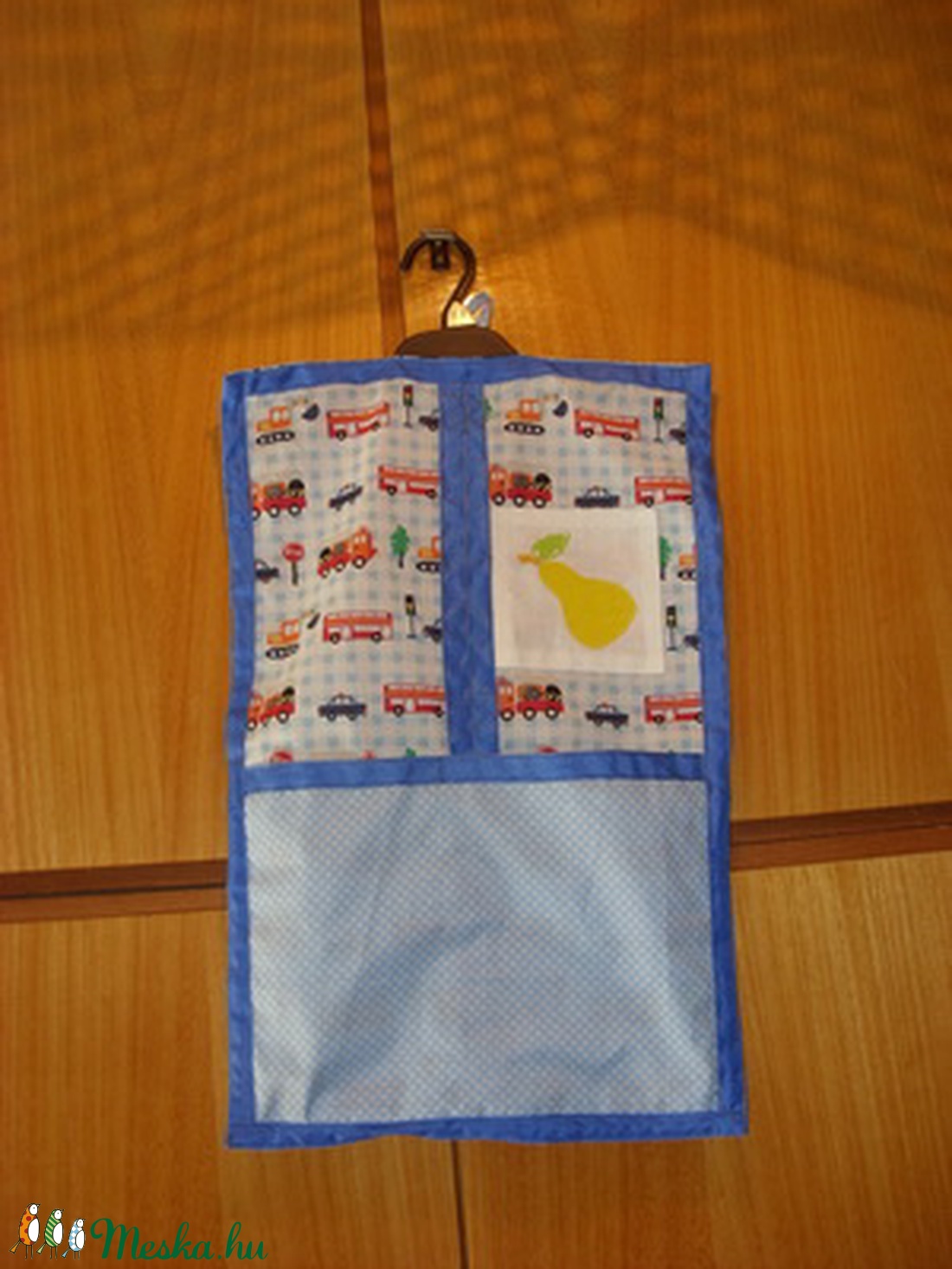 Ovis ruha zsák vállfás 4 zsebes - patchwork ovis jellel  100% design pamutvászon -10 féle rendelhető textilből -  - Meska.hu