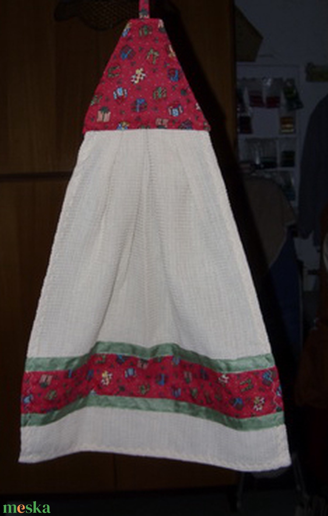 Karácsonyi piros-zöld kombó törlő ajándék csomag mintás USA design textil díszítéssel - karácsony - karácsonyi lakásdekoráció - Meska.hu Karácsonyi piros-zöld kombó törlő ajándék csomag mintás USA design textil díszítéssel - karácsony - karácsonyi lakásdekoráció - Meska.hu