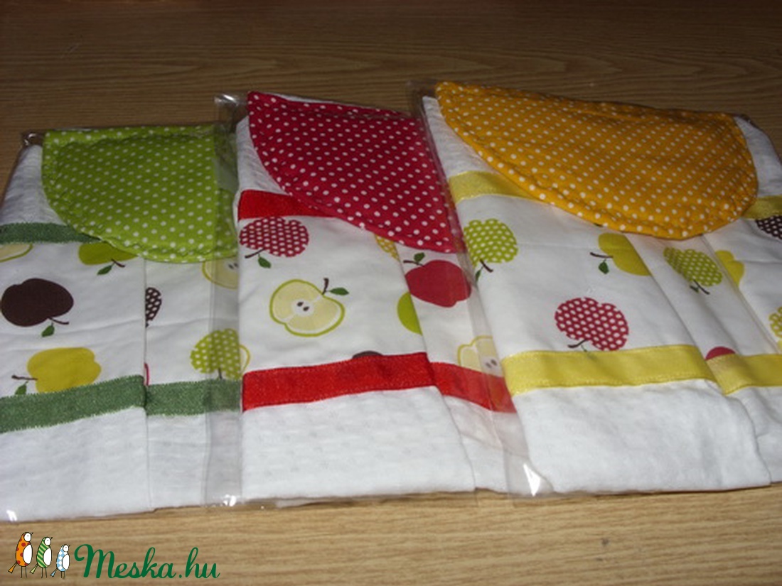 Különleges kombó törlő almás design textil díszítéssel 3 színben - otthon & életmód - konyhafelszerelés, tálalás - konyhai textil - konyharuha & törlőkendő - Meska.hu Különleges kombó törlő almás design textil díszítéssel 3 színben - otthon & életmód - konyhafelszerelés, tálalás - konyhai textil - konyharuha & törlőkendő - Meska.hu