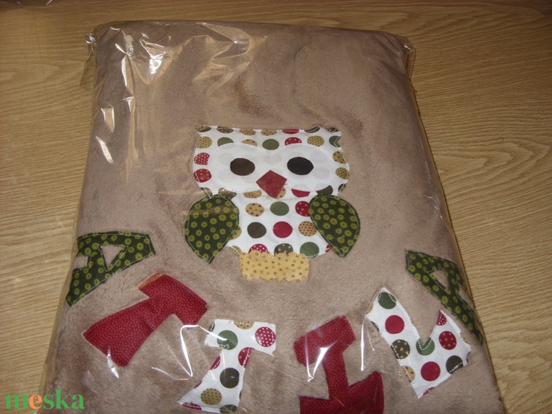 Baba takaró - látogatásra is - Tündéri patchwork baglyos egyedi babatakaró névvel is - 3D - több méretben és színben - otthon & életmód - babaszoba, gyerekszoba - babatakaró, gyerek pléd - Meska.hu Baba takaró - látogatásra is - Tündéri patchwork baglyos egyedi babatakaró névvel is - 3D - több méretben és színben - otthon & életmód - babaszoba, gyerekszoba - babatakaró, gyerek pléd - Meska.hu