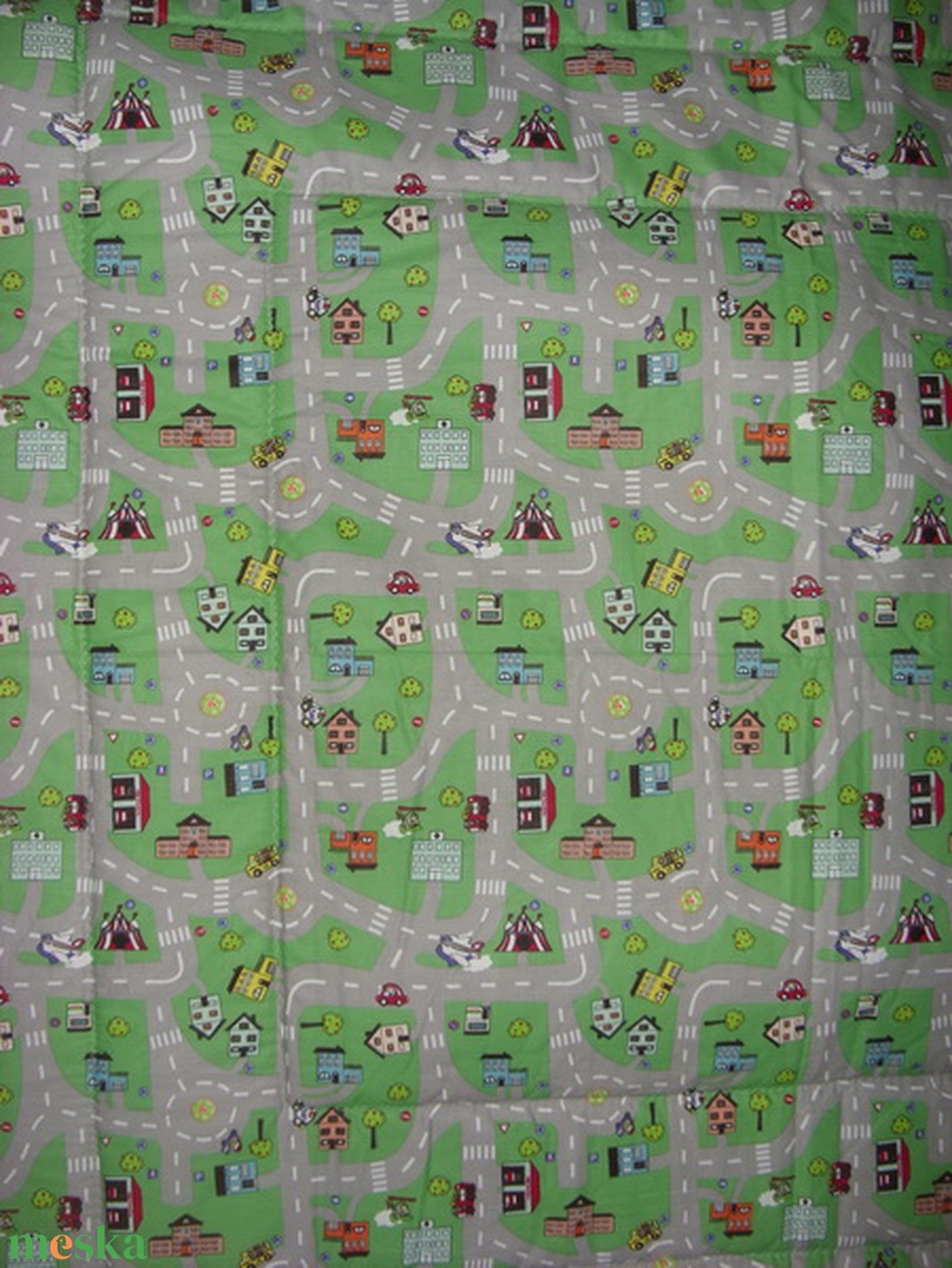 Akciós ár - Bélelt, több személyes Nagy autózós - játszószőnyeg, vagy takaró - 146 x 132 cm - otthon & lakás - lakástextil - szőnyeg - Meska.hu Akciós ár - Bélelt, több személyes Nagy autózós - játszószőnyeg, vagy takaró - 146 x 132 cm - otthon & lakás - lakástextil - szőnyeg - Meska.hu