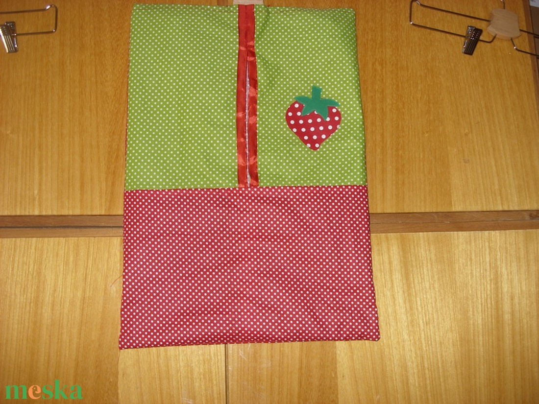 Ovis ruha zsák  - patchwork ovis jellel és névvel is 100% pamut design textil - játék & sport - ovis felszerelés - Meska.hu