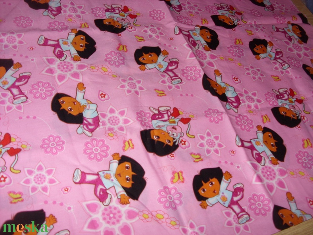 Nagy, füles ovis ruha zsák - Hello Kitty, Dóra, Eperke, Balerina - 100% design pamut - névvel, ovi jellel is - játék & sport - ovis felszerelés - ovis zsák - Meska.hu