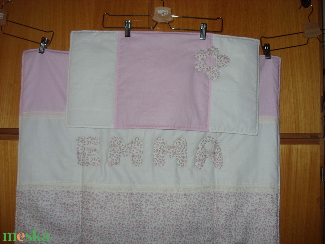 Finom, szelíd baba és ovis ágynemű szett - 0 - 6 éves - 100% pamut - névvel is - otthon & életmód - babaszoba, gyerekszoba - baba ágynemű - Meska.hu Finom, szelíd baba és ovis ágynemű szett - 0 - 6 éves - 100% pamut - névvel is - otthon & életmód - babaszoba, gyerekszoba - baba ágynemű - Meska.hu