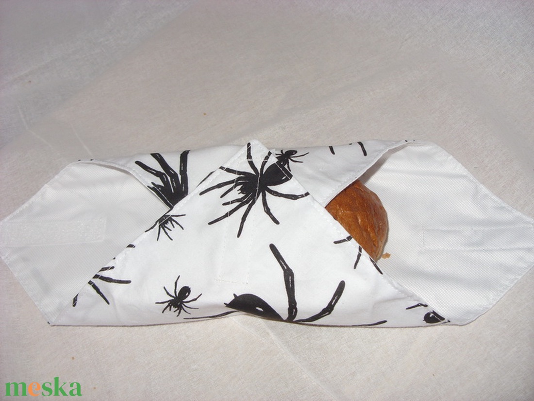 Extrém Design Uzsonna csomagoló, tépőzáras újraszalvéta - sandwich bag - uzsonnás textil szalvéta - vízhatlan szalvéta - táska & tok - uzsonna- & ebéd tartó - szendvics csomagoló - Meska.hu Extrém Design Uzsonna csomagoló, tépőzáras újraszalvéta - sandwich bag - uzsonnás textil szalvéta - vízhatlan szalvéta - táska & tok - uzsonna- & ebéd tartó - szendvics csomagoló - Meska.hu