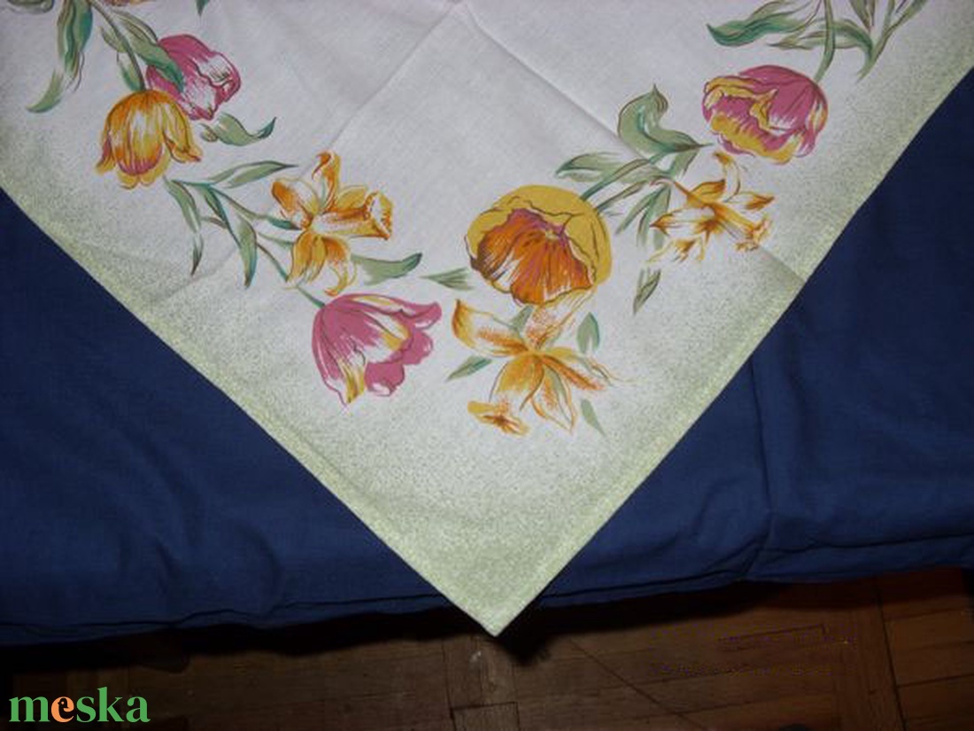Húsvéti dekor abrosz - kis csibés körben bordűrös abrosz, terítő 90 x 90 cm - otthon & életmód - konyhafelszerelés, tálalás - tálalás - terítő - Meska.hu Húsvéti dekor abrosz - kis csibés körben bordűrös abrosz, terítő 90 x 90 cm - otthon & életmód - konyhafelszerelés, tálalás - tálalás - terítő - Meska.hu