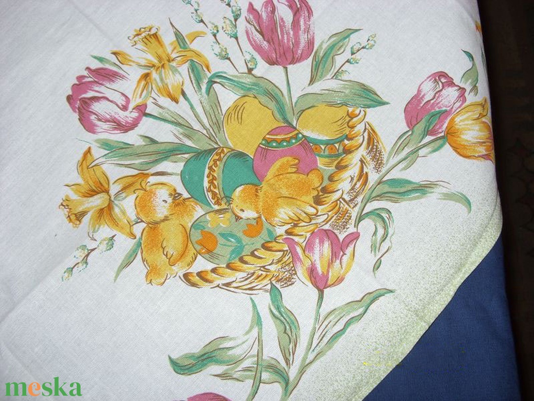 Húsvéti dekor abrosz - kis csibés körben bordűrös abrosz, terítő 90 x 90 cm - otthon & életmód - konyhafelszerelés, tálalás - tálalás - terítő - Meska.hu Húsvéti dekor abrosz - kis csibés körben bordűrös abrosz, terítő 90 x 90 cm - otthon & életmód - konyhafelszerelés, tálalás - tálalás - terítő - Meska.hu