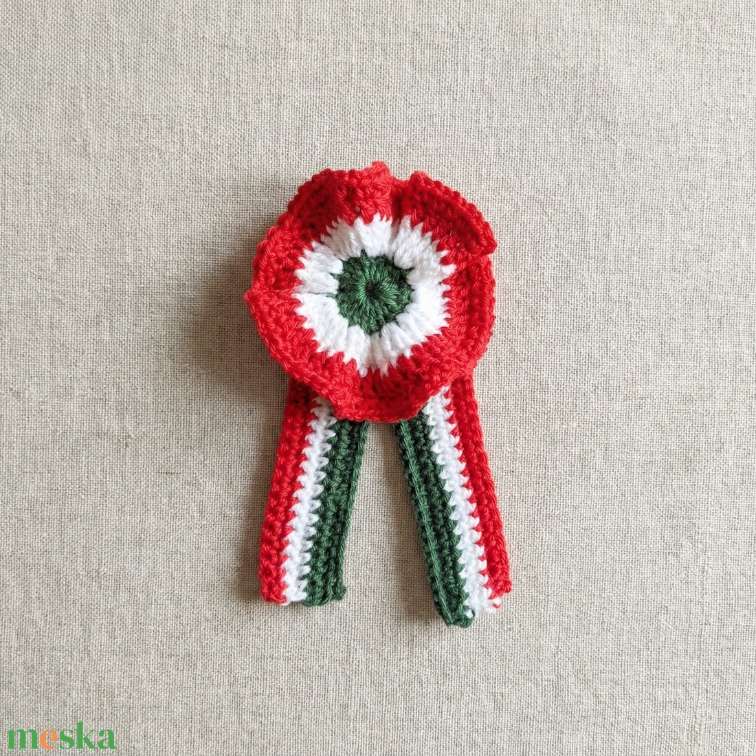 Horgolt kokárda - ékszer - kitűző és bross - Meska.hu