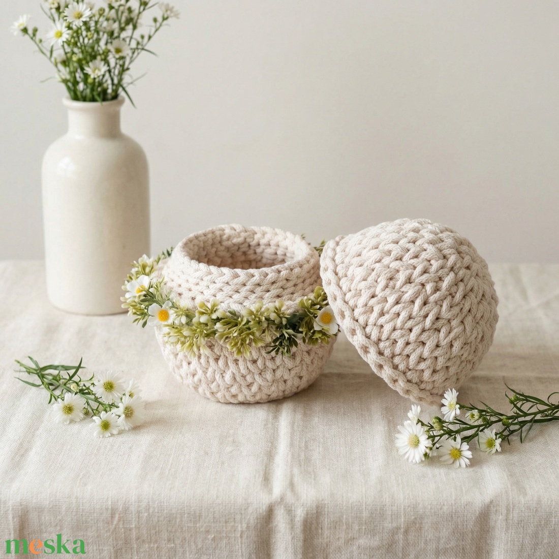 Horgolt tojás tároló - ünnepi díszek, dekorációk - húsvéti díszek és dekorációk - húsvéti asztaldíszek - Meska.hu