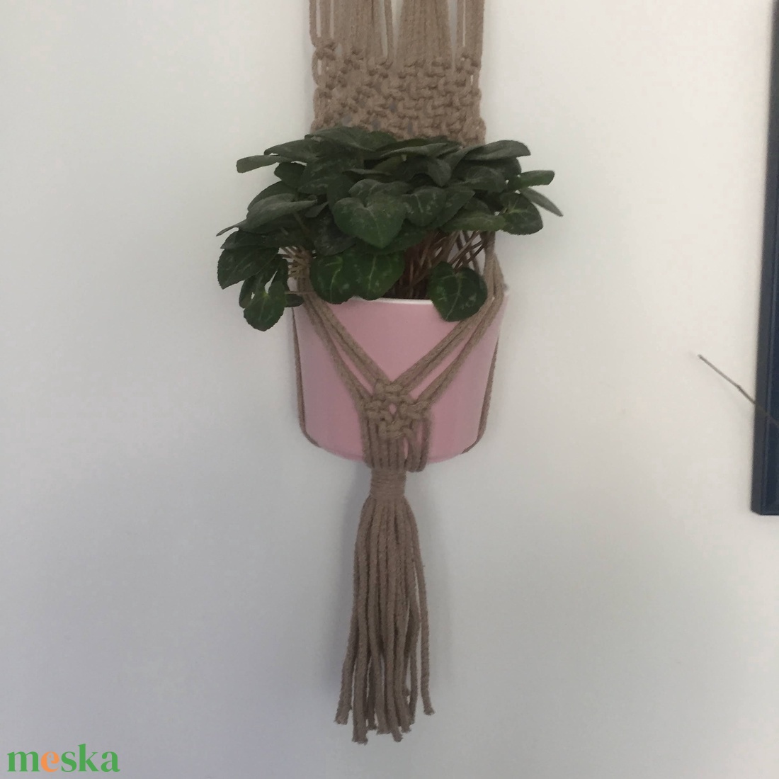 Virágtartó, makramé, cappucino barna - otthon & életmód - dekoráció - virágdísz és tartó - virágtartó - Meska.hu