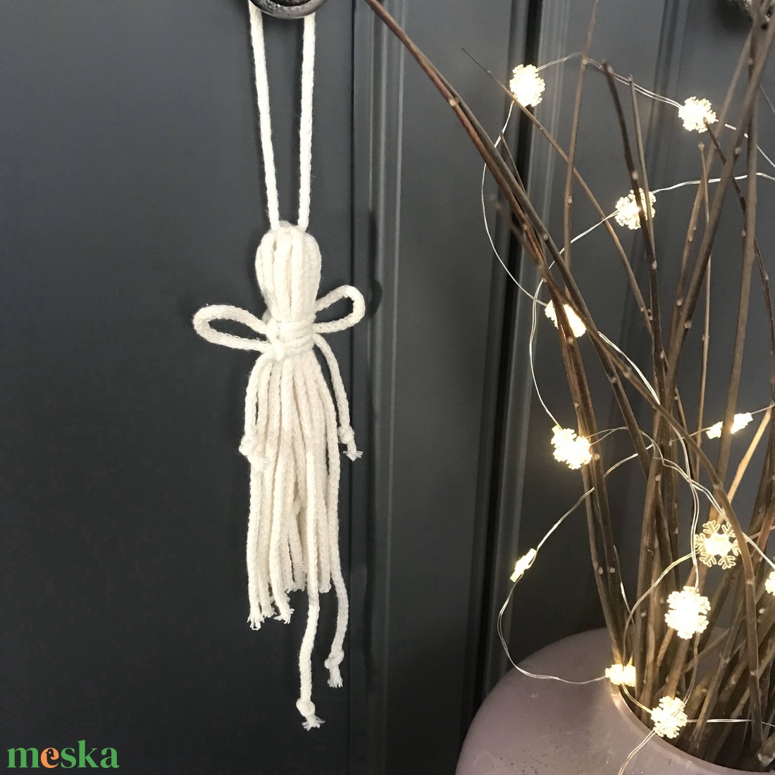 Angyalka karácsonyi dísz, makramé,krém - karácsony - karácsonyi lakásdekoráció - karácsonyfadíszek - Meska.hu