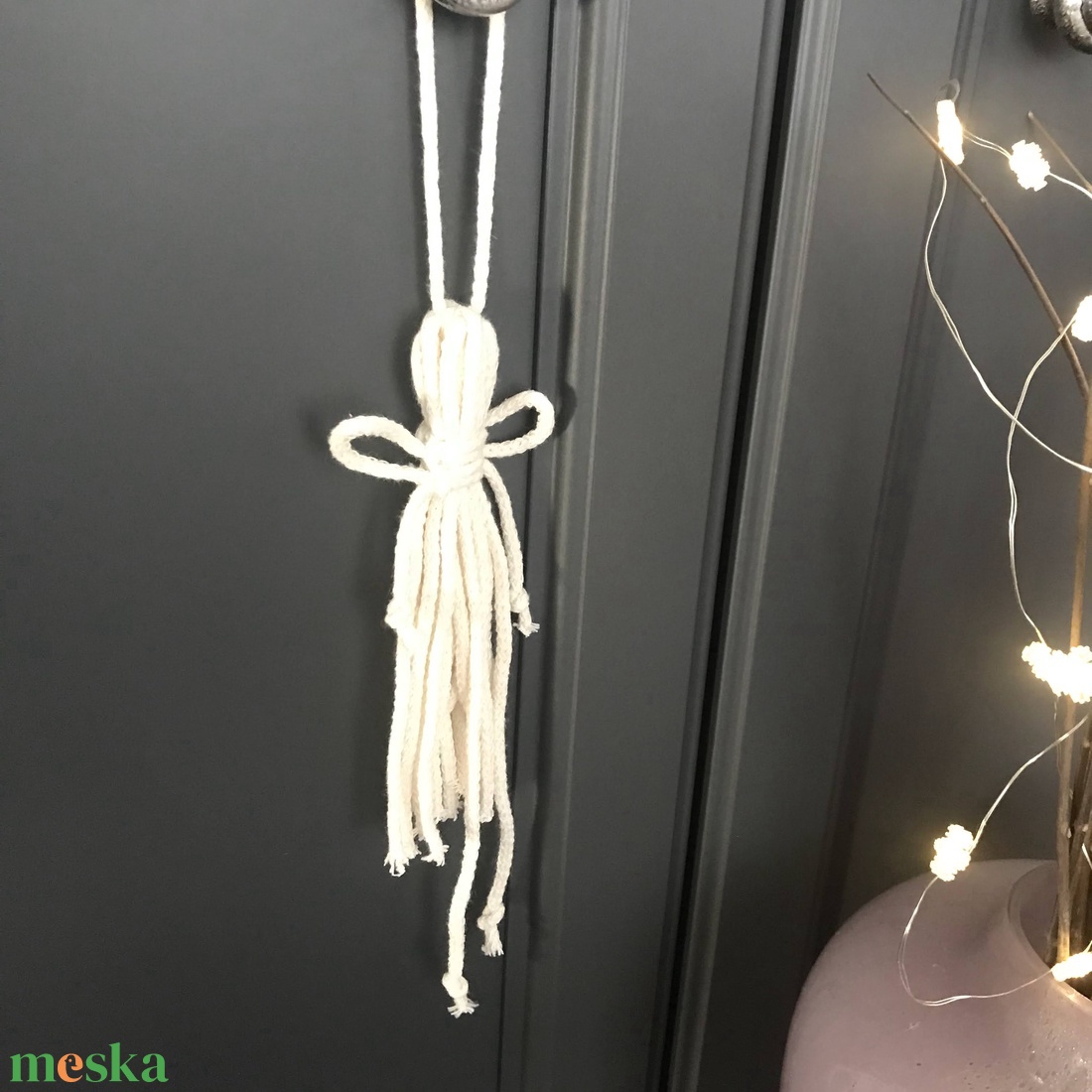 Angyalka karácsonyi dísz, makramé,krém - karácsony - karácsonyi lakásdekoráció - karácsonyfadíszek - Meska.hu
