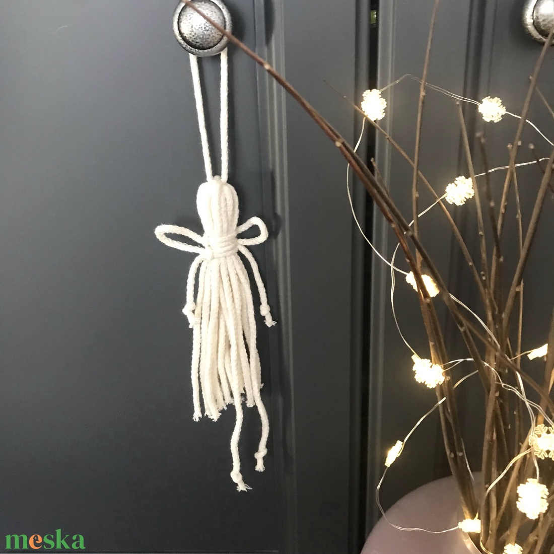 Angyalka karácsonyi dísz, makramé,krém - karácsony - karácsonyi lakásdekoráció - karácsonyfadíszek - Meska.hu