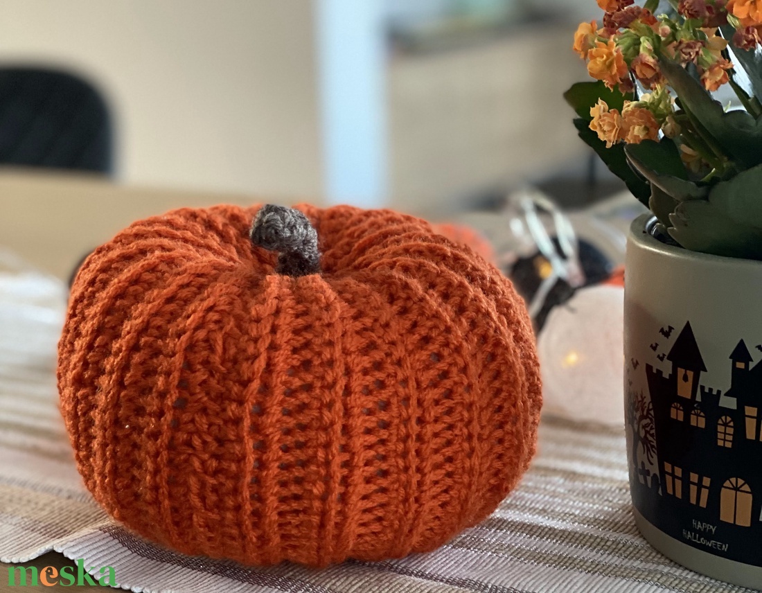 Horgolt haloweeni dísztök - otthon & életmód - dekoráció - halloween - halloweeni tök - Meska.hu Horgolt haloweeni dísztök - otthon & életmód - dekoráció - halloween - halloweeni tök - Meska.hu
