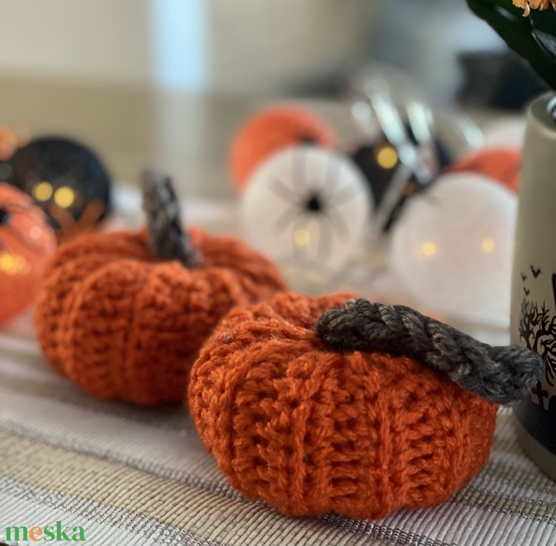 Horgolt haloweeni dísztök - otthon & életmód - dekoráció - halloween - halloweeni tök - Meska.hu Horgolt haloweeni dísztök - otthon & életmód - dekoráció - halloween - halloweeni tök - Meska.hu