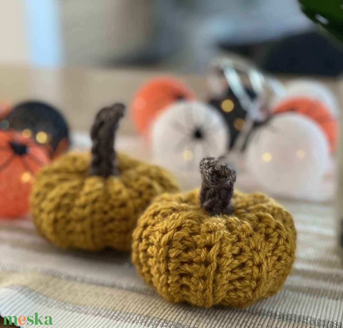 Horgolt haloweeni dísztök - otthon & életmód - dekoráció - halloween - halloweeni tök - Meska.hu Horgolt haloweeni dísztök - otthon & életmód - dekoráció - halloween - halloweeni tök - Meska.hu