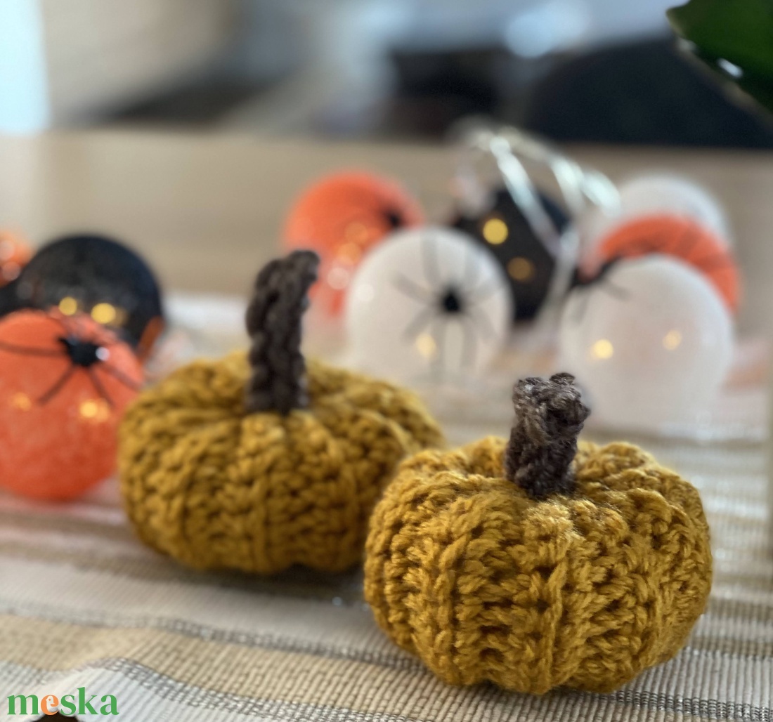Horgolt haloweeni dísztök - otthon & életmód - dekoráció - halloween - halloweeni tök - Meska.hu Horgolt haloweeni dísztök - otthon & életmód - dekoráció - halloween - halloweeni tök - Meska.hu