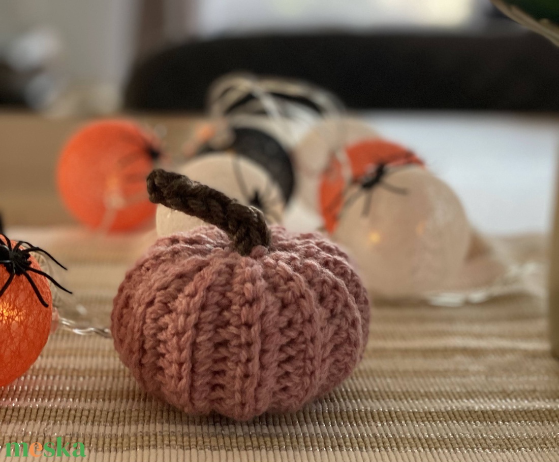 Horgolt haloweeni dísztök - otthon & életmód - dekoráció - halloween - halloweeni tök - Meska.hu Horgolt haloweeni dísztök - otthon & életmód - dekoráció - halloween - halloweeni tök - Meska.hu