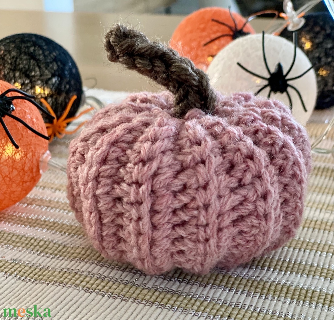 Horgolt haloweeni dísztök - otthon & életmód - dekoráció - halloween - halloweeni tök - Meska.hu Horgolt haloweeni dísztök - otthon & életmód - dekoráció - halloween - halloweeni tök - Meska.hu