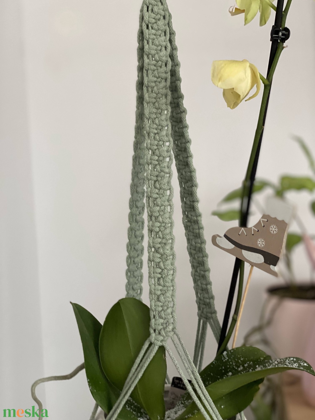Virágtartó, makramé, almazöld - otthon & életmód - virágdekoráció - virágtartó - függő virágtartó - Meska.hu