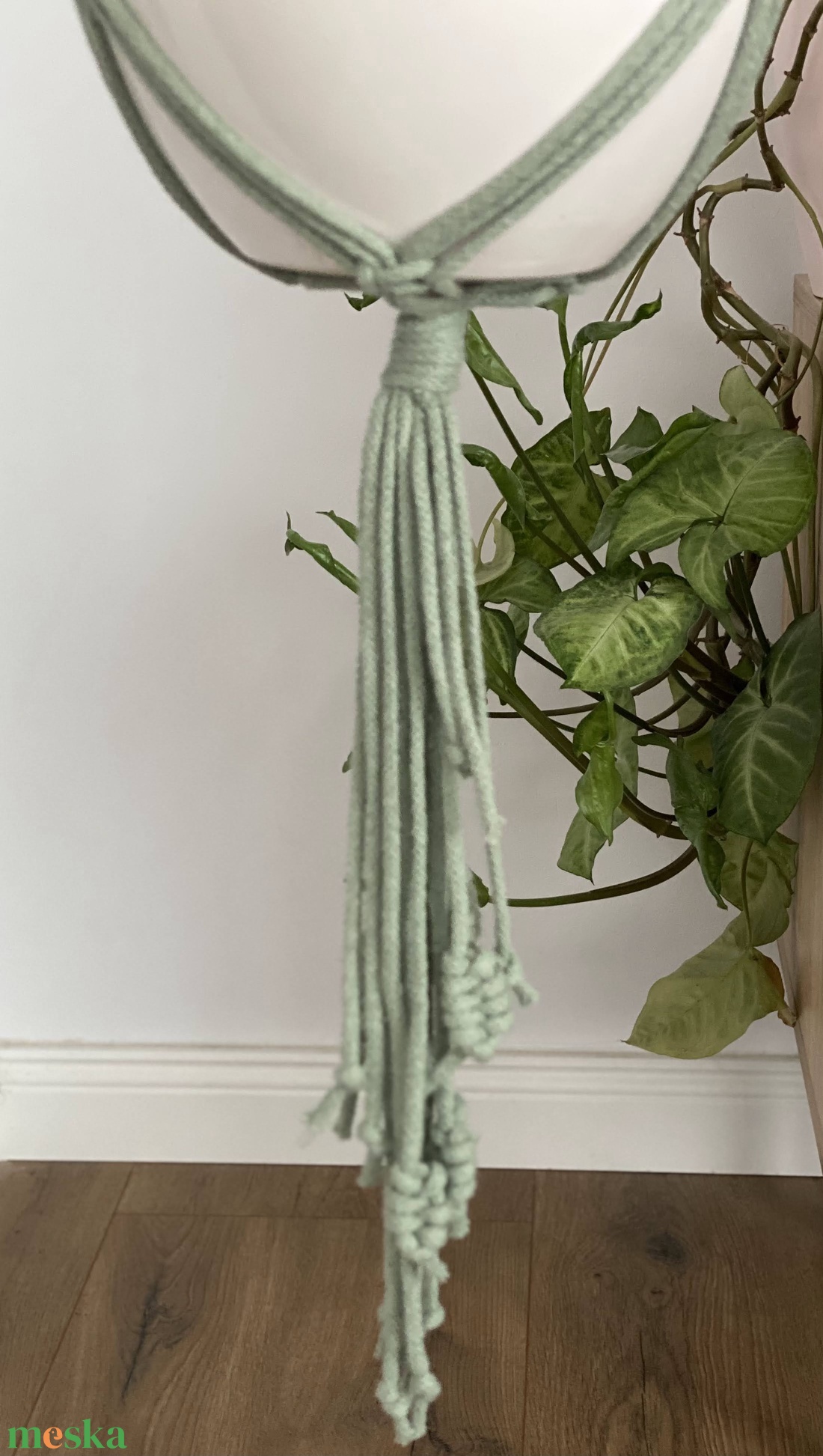 Virágtartó, makramé, almazöld - otthon & életmód - virágdekoráció - virágtartó - függő virágtartó - Meska.hu