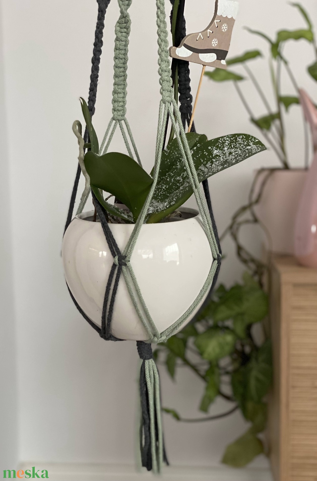 Virágtartó, makramé, almazöld és sötétszürke - otthon & életmód - virágdekoráció - virágtartó - függő virágtartó - Meska.hu