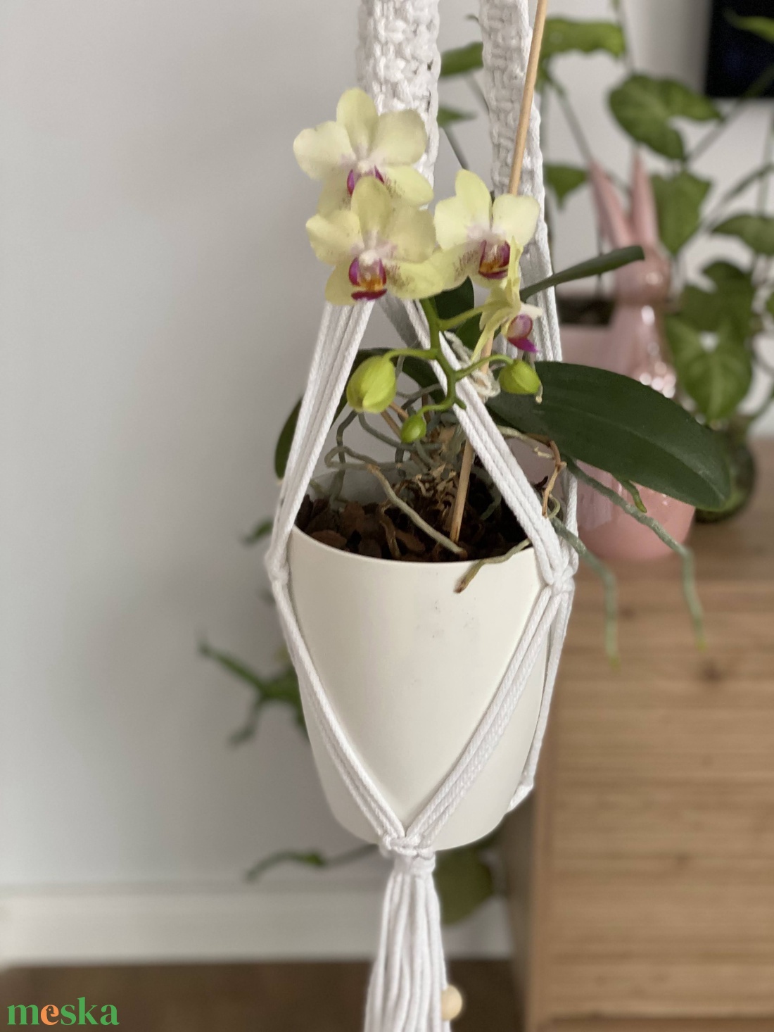 Virágtartó, makramé, fehér - otthon & életmód - virágdekoráció - virágtartó - függő virágtartó - Meska.hu