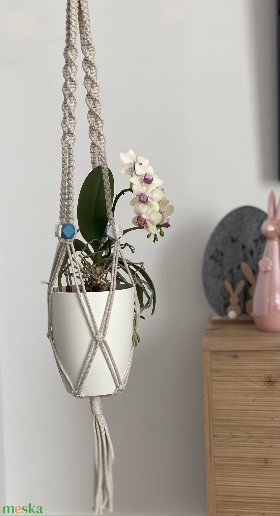 Virágtartó, makramé,világos bézs  színű - otthon & életmód - virágdekoráció - virágtartó - függő virágtartó - Meska.hu
