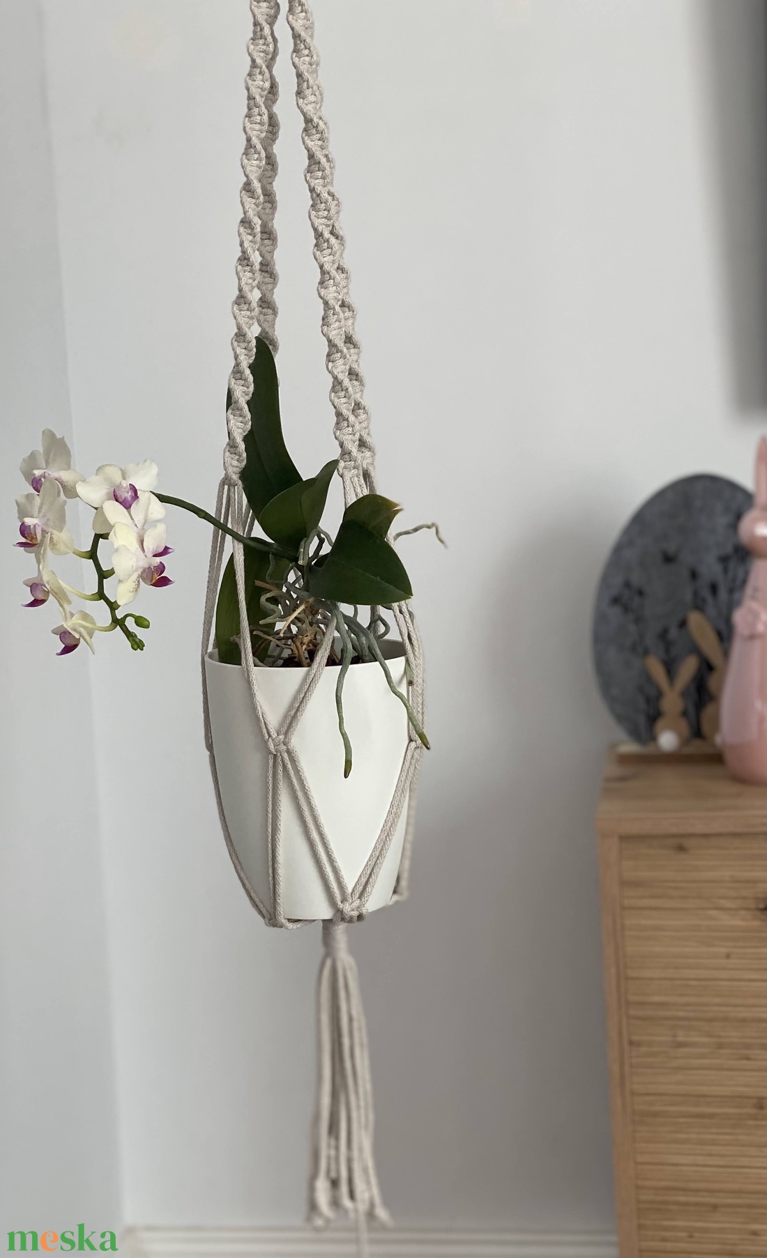 Virágtartó, makramé, világos bézs  színű - otthon & életmód - virágdekoráció - virágtartó - függő virágtartó - Meska.hu