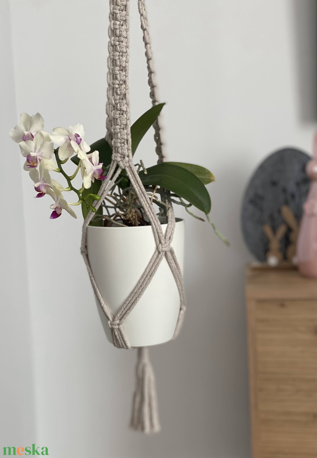 Virágtartó, makramé,világosbarna  színű - otthon & életmód - virágdekoráció - virágtartó - függő virágtartó - Meska.hu