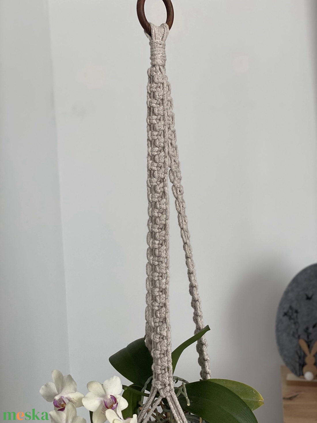Virágtartó, makramé,világosbarna  színű - otthon & életmód - virágdekoráció - virágtartó - függő virágtartó - Meska.hu