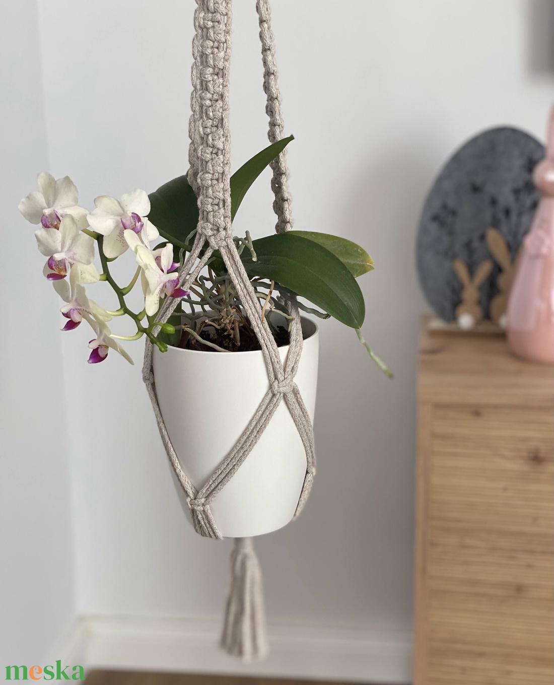 Virágtartó, makramé,világosbarna  színű - otthon & életmód - virágdekoráció - virágtartó - függő virágtartó - Meska.hu