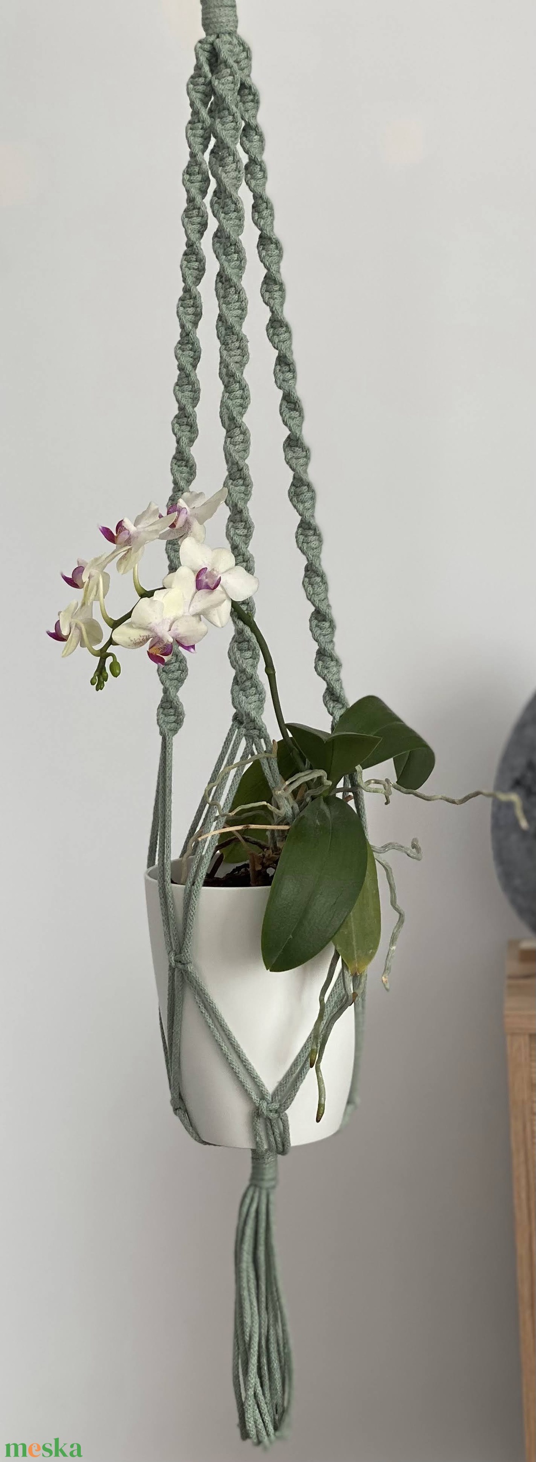 Virágtartó, makramé, almazöld színű - otthon & életmód - virágdekoráció - virágtartó - függő virágtartó - Meska.hu