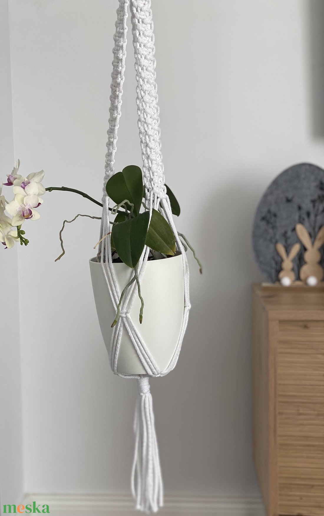 Virágtartó, makramé, fehér színű - otthon & életmód - virágdekoráció - virágtartó - függő virágtartó - Meska.hu