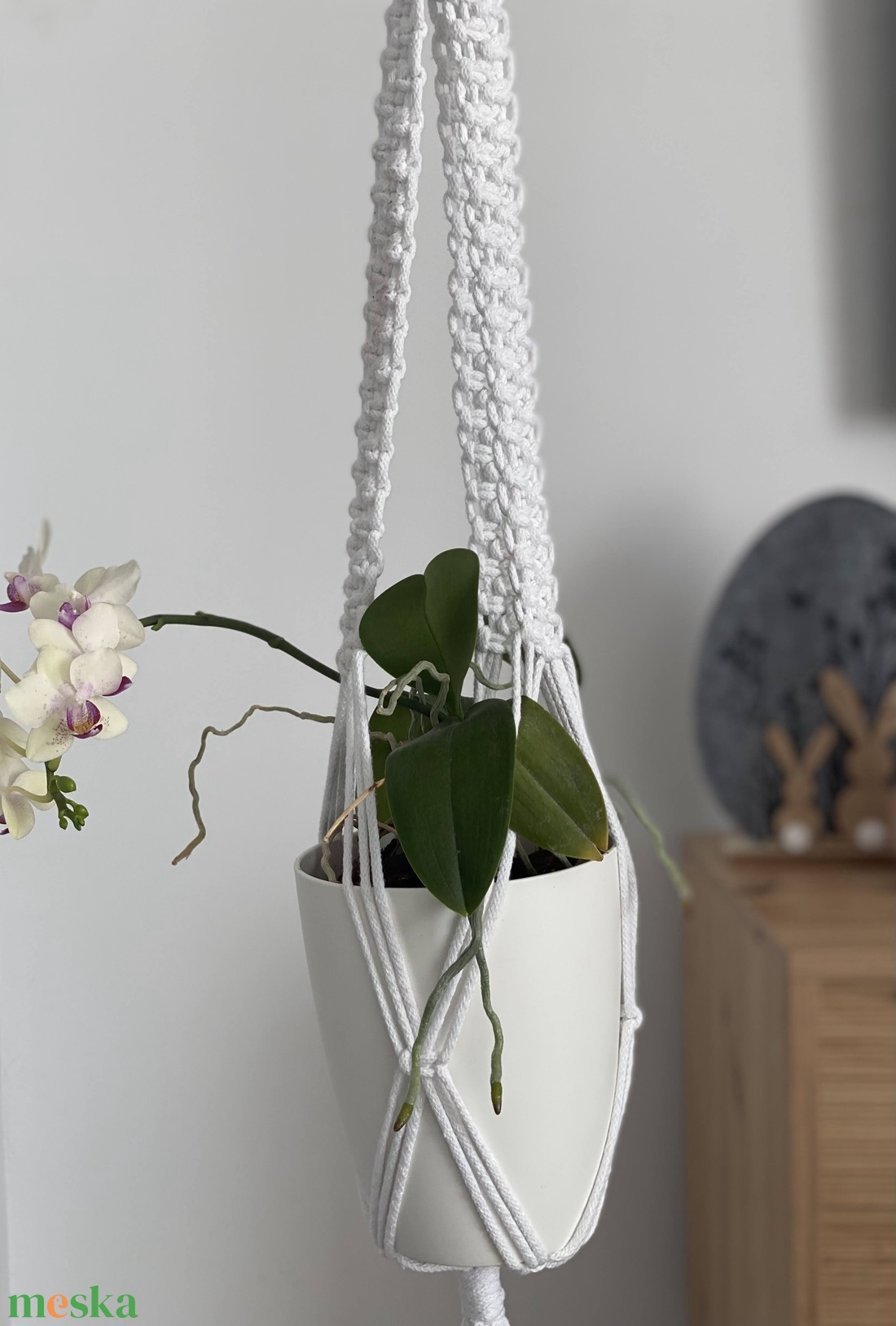 Virágtartó, makramé, fehér színű - otthon & életmód - virágdekoráció - virágtartó - függő virágtartó - Meska.hu