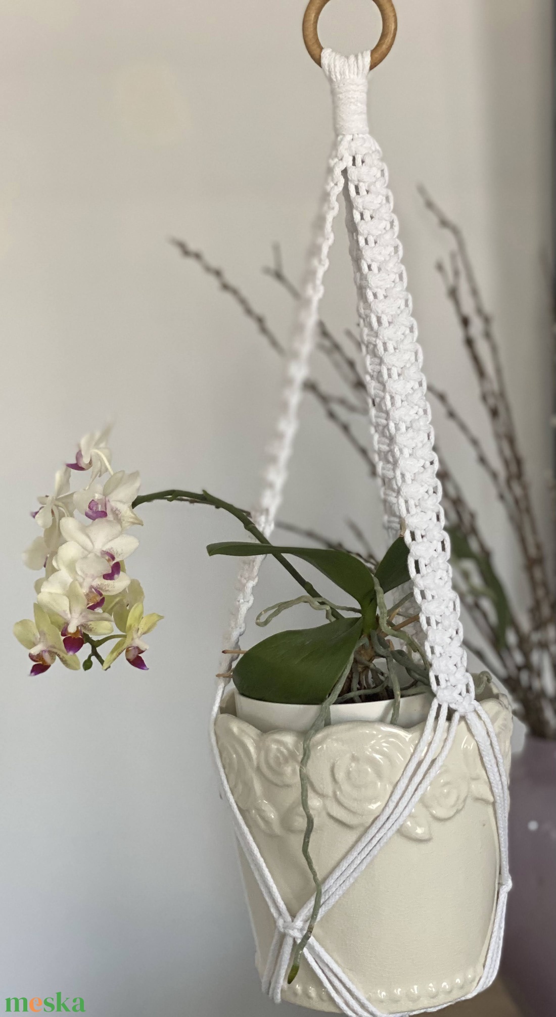 Virágtartó, makramé, hófehér - otthon & életmód - virágdekoráció - virágtartó - függő virágtartó - Meska.hu