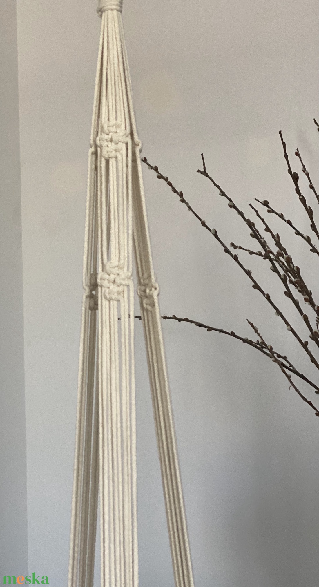 Virágtartó, makramé, világos bézs - otthon & életmód - virágdekoráció - virágtartó - függő virágtartó - Meska.hu