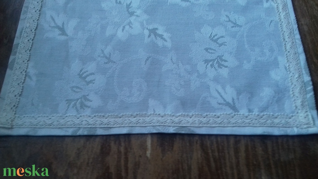 csipkés lenvászon asztalközép/futó - otthon & életmód - konyhafelszerelés, tálalás - tálalás - tálalás - Meska.hu
