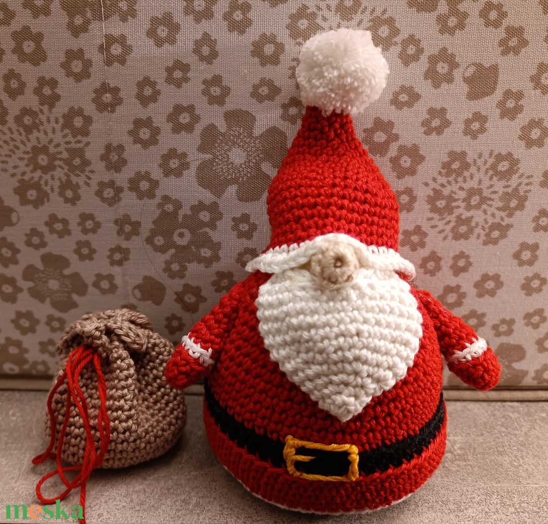Mikulás (amigurumi) - karácsony - karácsonyi lakásdekoráció - karácsonyi lakásdíszek - Meska.hu