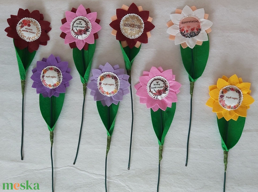 Anyák napjára filc virágok - otthon & életmód - dekoráció - dísztárgy - Meska.hu