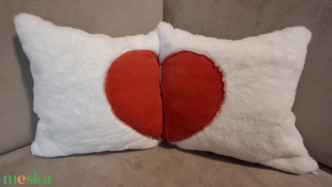 Valentin napra szívpárna  - otthon & életmód - lakástextil - párna & párnahuzat - forma párna - Meska.hu